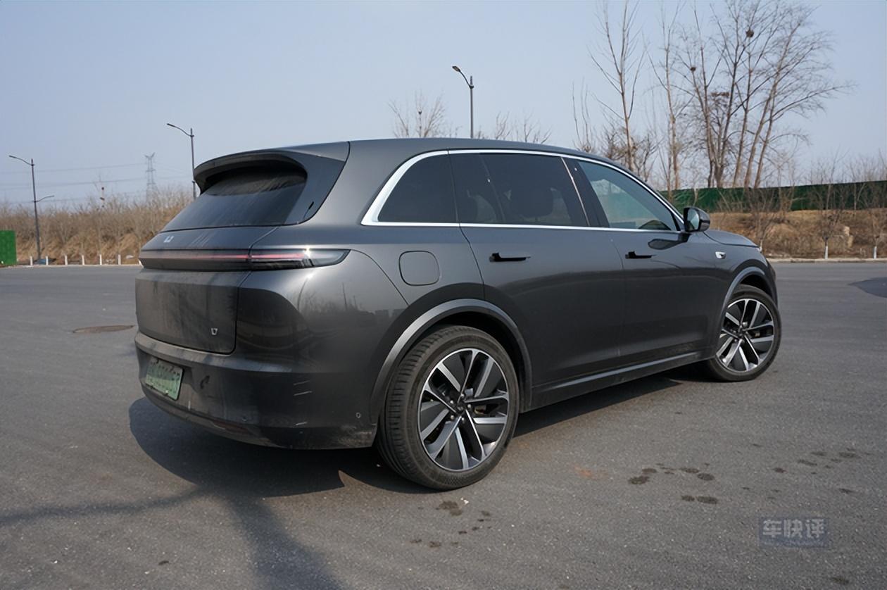 试驾理想L7后感：作为一台家用车，几乎很难找到它的缺点