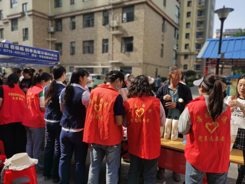 我为群众办实事 联通“志愿红”绘制最靓的底色