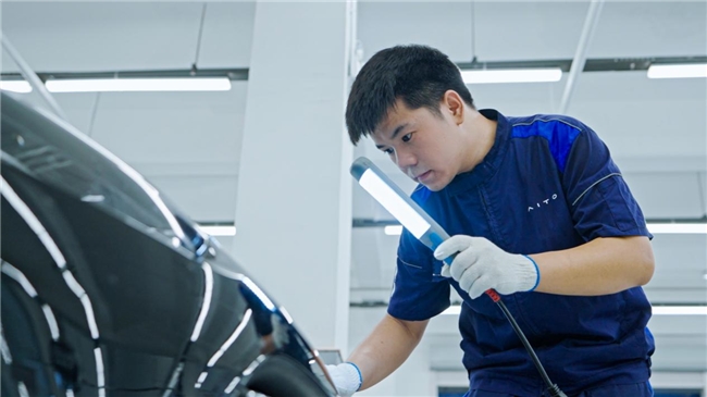 问界西部自驾游服务保障展现硬核实力，实现全国首例卫星通话救援