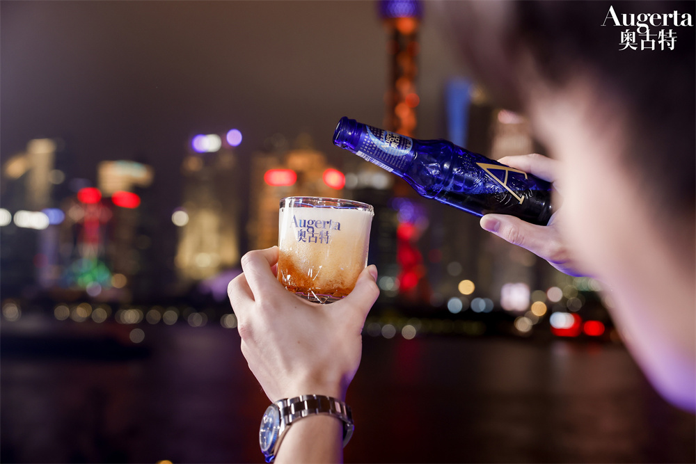 奥古特携手澳网：敢突破 敬特别