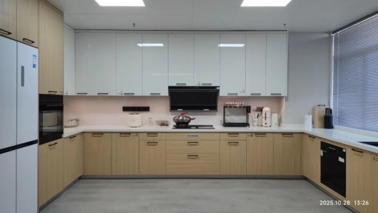 合作步伐不断加快！金朋科技深度参与大自然德智家品牌核心运营服务商年度会议